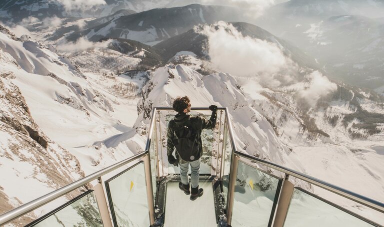 Die Treppe ins Nichts am Dachstein | © David McConaghy