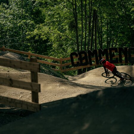 © COMMENCALBIKES