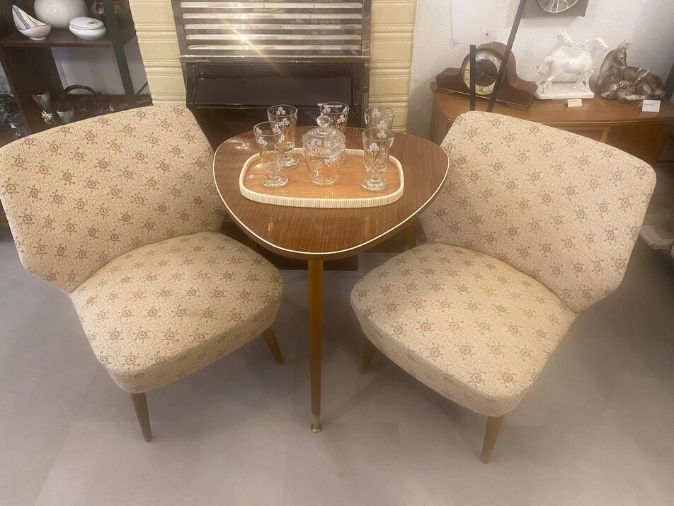 The Vintage Shop - Impression #1