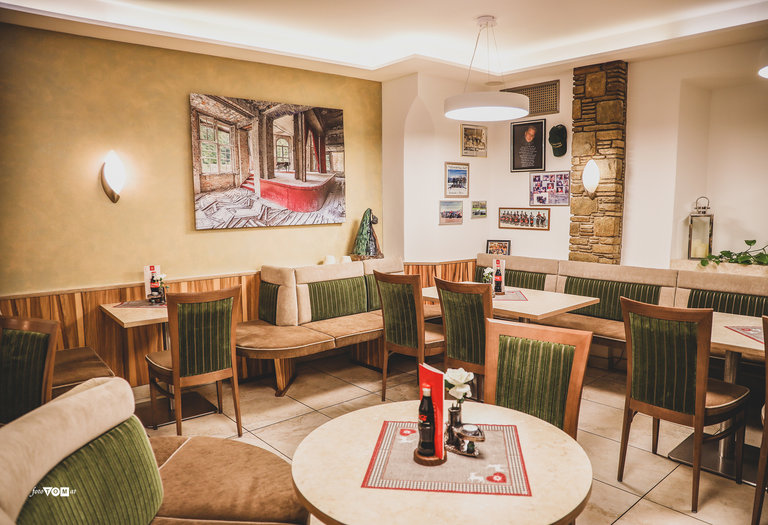 Cafe Niederl - Imprese #2.3 | © Foto Tom