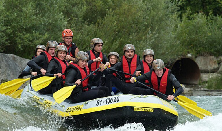 Rafting on the river Enns | © Dachstein Tauern Adventure