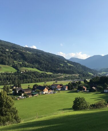 Hinkerhof in Schladming mit eigenem Hofladen | © Hinkerhof