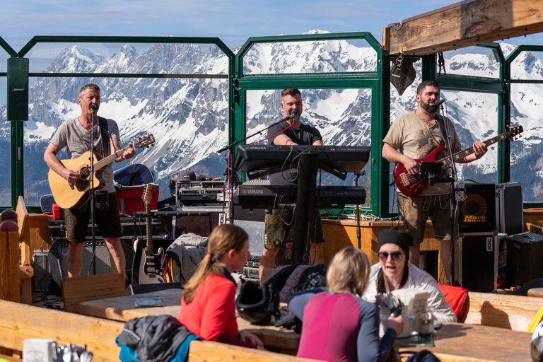 Aprés-Ski Party - „Die Höfis" - Imprese #2.1 | © Mario Egger