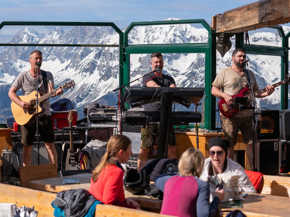 Aprés-Ski Party - „Die Höfis" - Imprese #1 | © Mario Egger