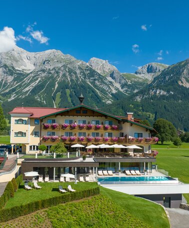 Ennstalerhof im Sommer  | © Ennstalerhof