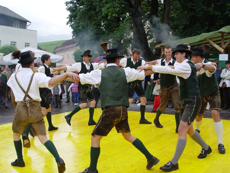 Altsteirer Kirtag und Kirtagsnacht mit Kirtagskegeln - Impression #2.7 | © Marianne Ritzinger 