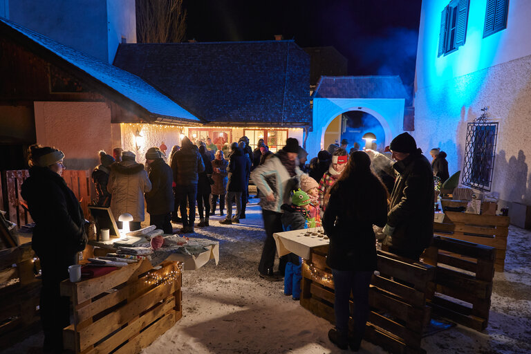 Advent market at Café Kaffeerina  - Imprese #2.5 | © Bernd Wimmer