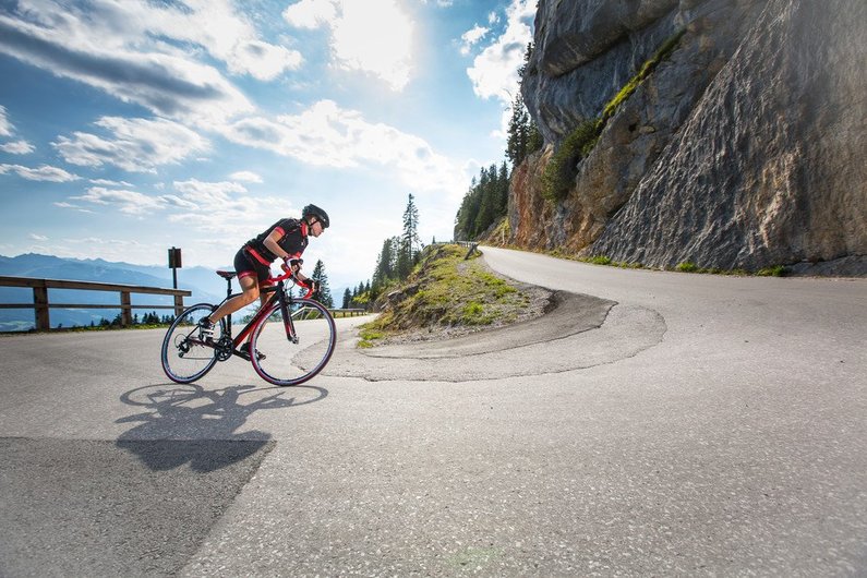 Rennradfahrer in der Region Schladming-Dachstein