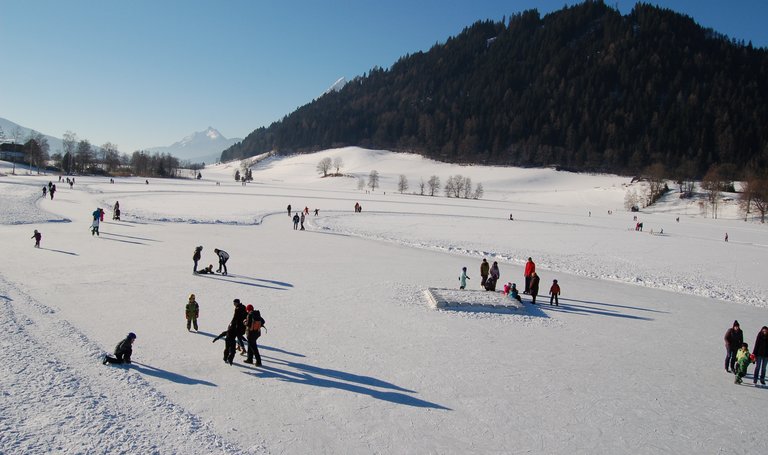 Eislaufen am Putterersee