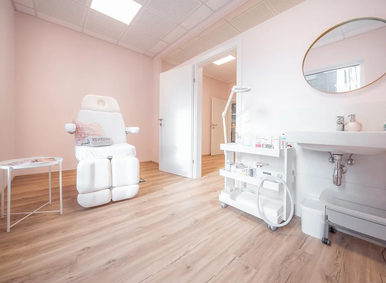 Margit Hubner Kosmetik-Fußpflege-Massage - Imprese #2.1