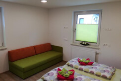 Schlafzimmer 1