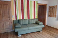 Hochwurzen Sofa