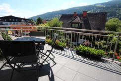 Gemütlicher Sitzplatz am Balkon