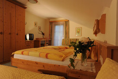 Dreibettzimmer