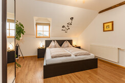 schlafzimmer-02