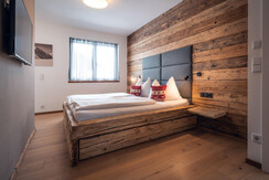 Schlafzimmer 2