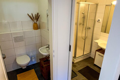 Bathroom & Toilet