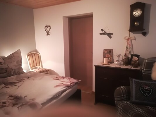 Erstes Zimmer