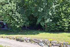 Gartenblick, Bach