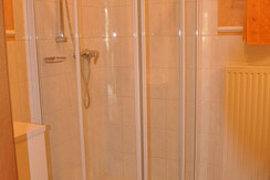 Badezimmer 1
