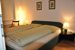 Schlafzimmer 2