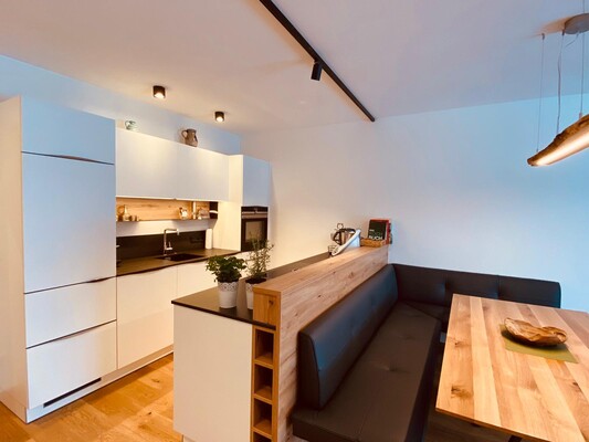 Wohnzimmer_Esstisch_Küche
