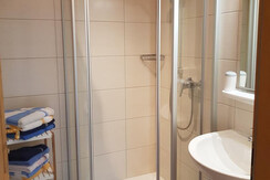 dusche-ferienwohnung-waldhorn-ramsau-gross