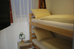 Schlafzimmer2