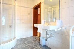 Bathroom in top 2