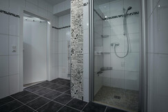B7 - Bad mit Dusche