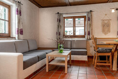 App 1-Couch
