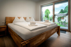 Top 7 - Schlafzimmer 1 mit Doppelbett