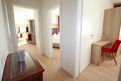 Top 5 - Zugang zum Wohnraum und Schlafzimmer