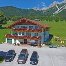 Pernerhof_007