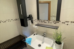 BADEZIMMER 1