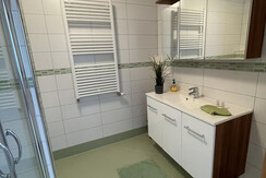 BADEZIMMER 2