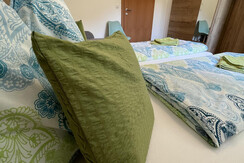 SCHLAFZIMMER 1