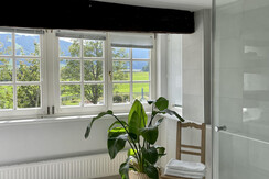 Badezimmer mit Ausblick