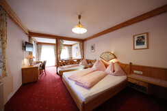 Dreibettzimmer Hochfeld