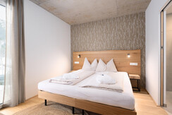 BASE 3.04 | hauptschlafzimmer mit en suite bad