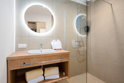 BASE 3.04 | en-suite badezimmer 2