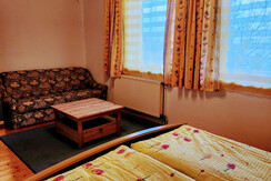 Schlafzimmer oben2