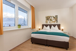 Top 2 bedroom with double- and single bed