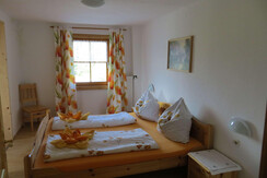 15- ZIMMER 15