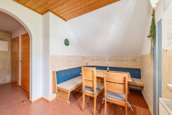 myNests-Apartment-Haus-im-Ennstal-Schladming-Dachs