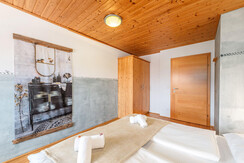 myNests-Apartment-Haus-im-Ennstal-Schladming-Dachs