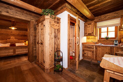 Wohnküche Bergchalet Kuschelhütte Brandalm