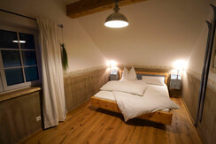 Schlafzimmer 2