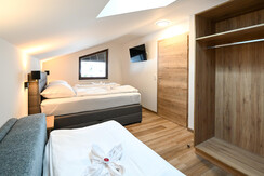 Club House Top 1 - sleeping couch for 2 persons