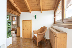 Top 4 Seating place